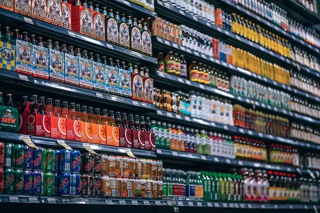 rayon de soda dans un supermarché (aliments ultra-transformés)